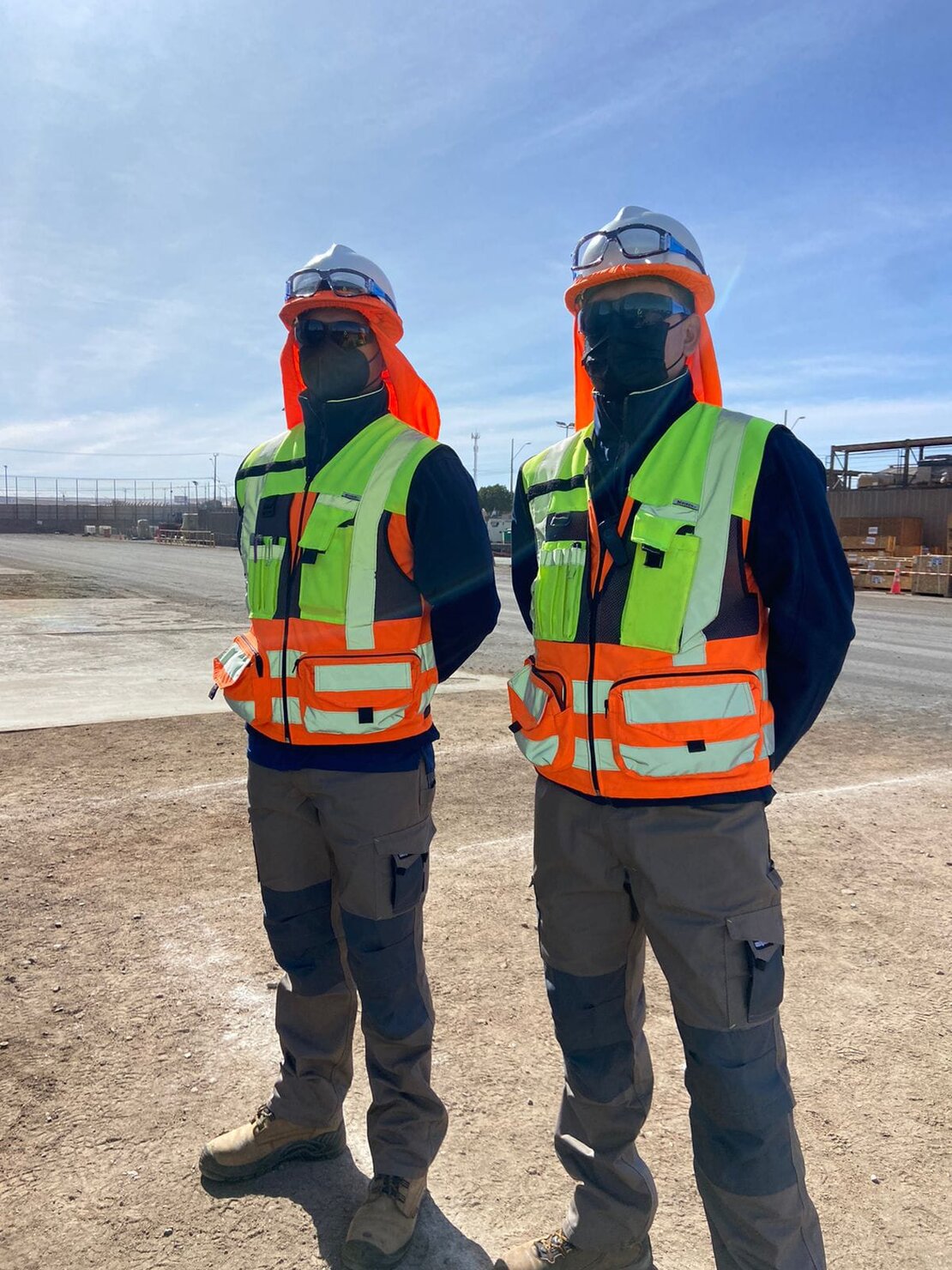 Supervisión de obra de ingeniería cumpliendo plazos y estándares